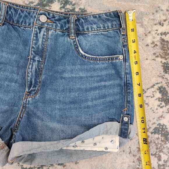 Anthropologie Pilcro Relaxed Shortie Shorts Vintage Denim Allure Womens 29 - Picture 9 of 10